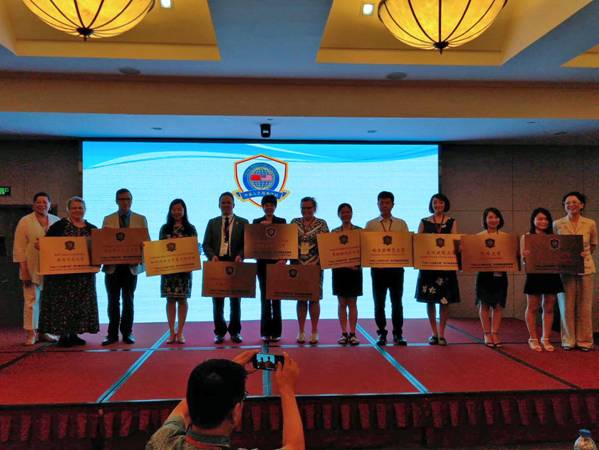 http://www.lzufe.edu.cn/_mediafile/web/2018/06/19/3pas3d7us8.jpg